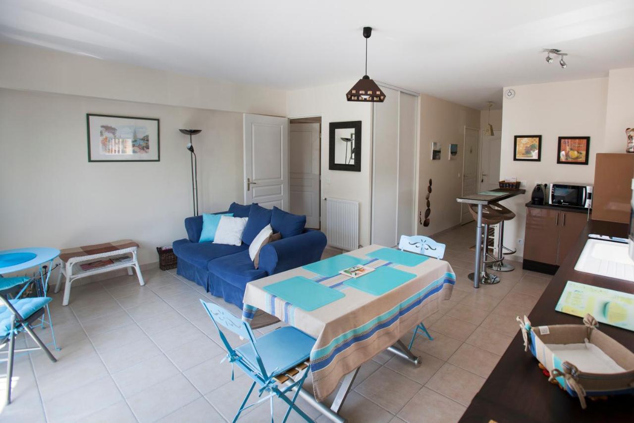 Appart Residence Proche Plage Avec Piscine Et Parking Couvert Prive Merville-Franceville-Plage Zewnętrze zdjęcie