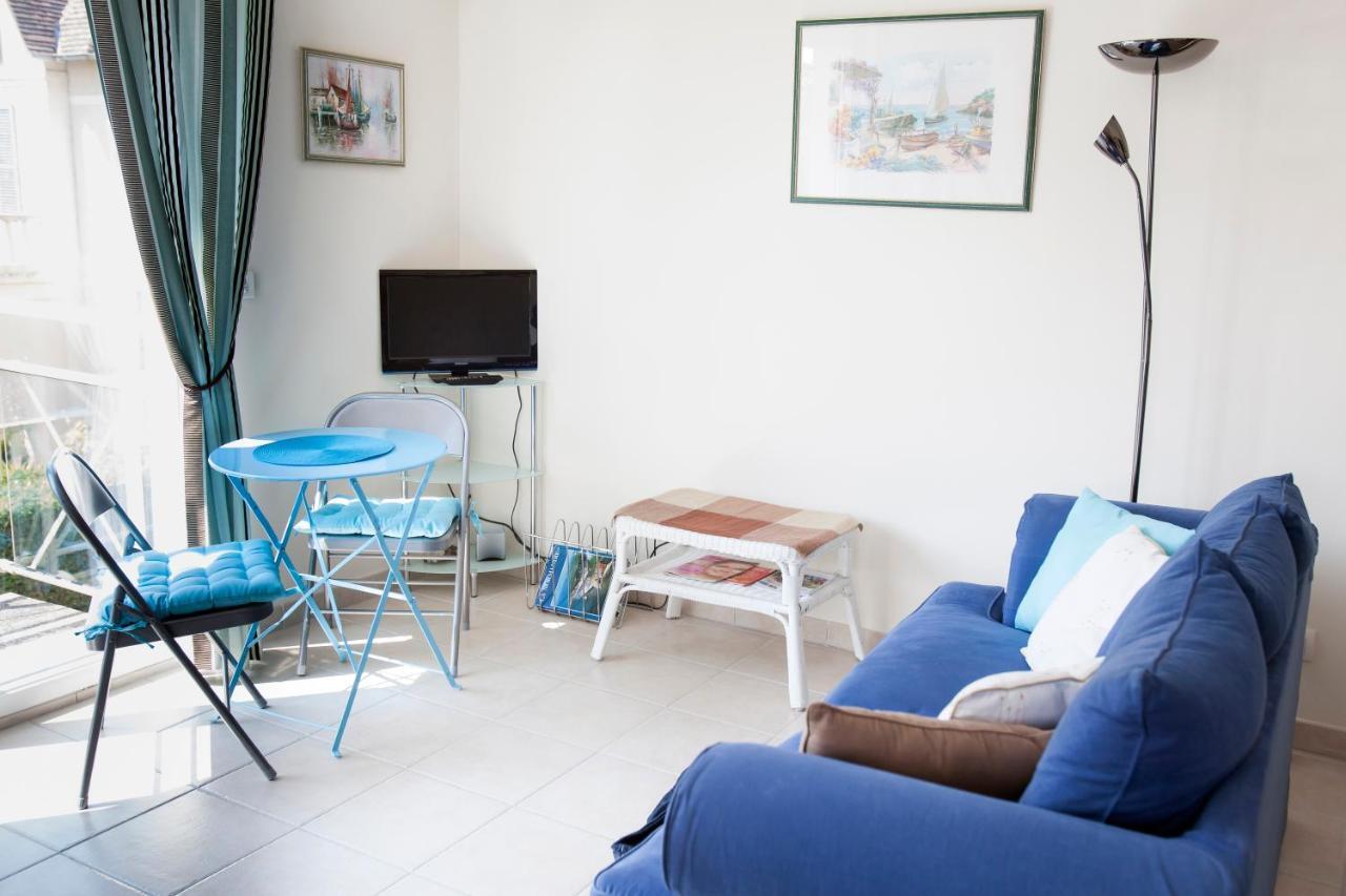Appart Residence Proche Plage Avec Piscine Et Parking Couvert Prive Merville-Franceville-Plage Zewnętrze zdjęcie